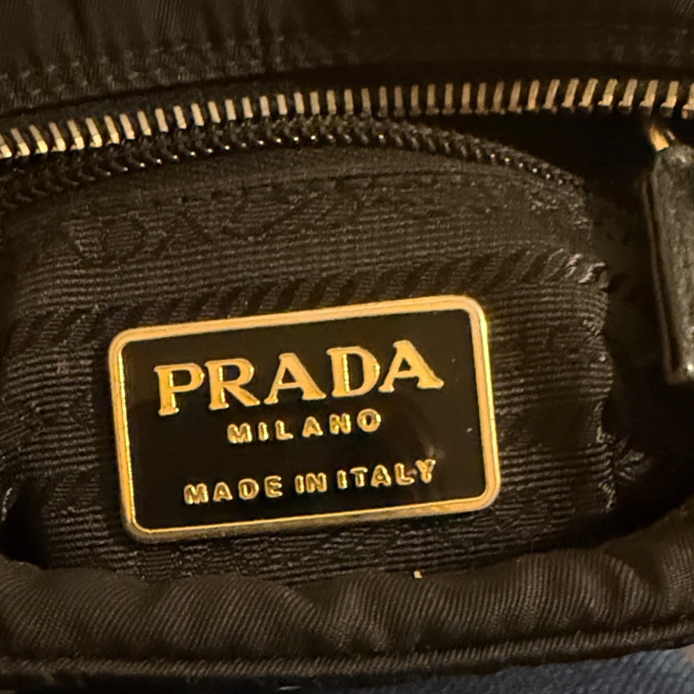 Prada Black Crossbody Bag with Gold Chain - Picture 5 of 7